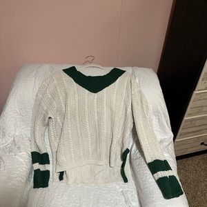 Forever 21 sweater size M